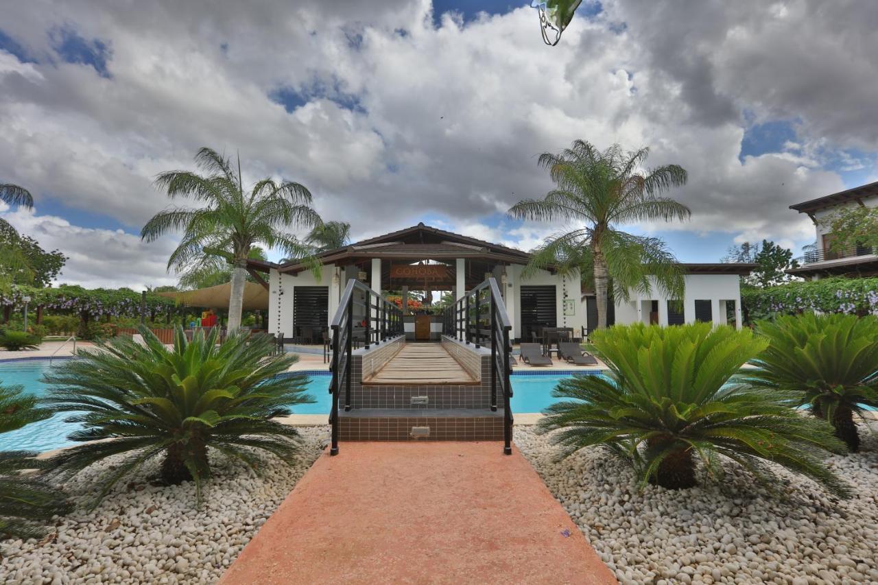 Sybaris Suites & Residences Juan Dolio Eksteriør bilde